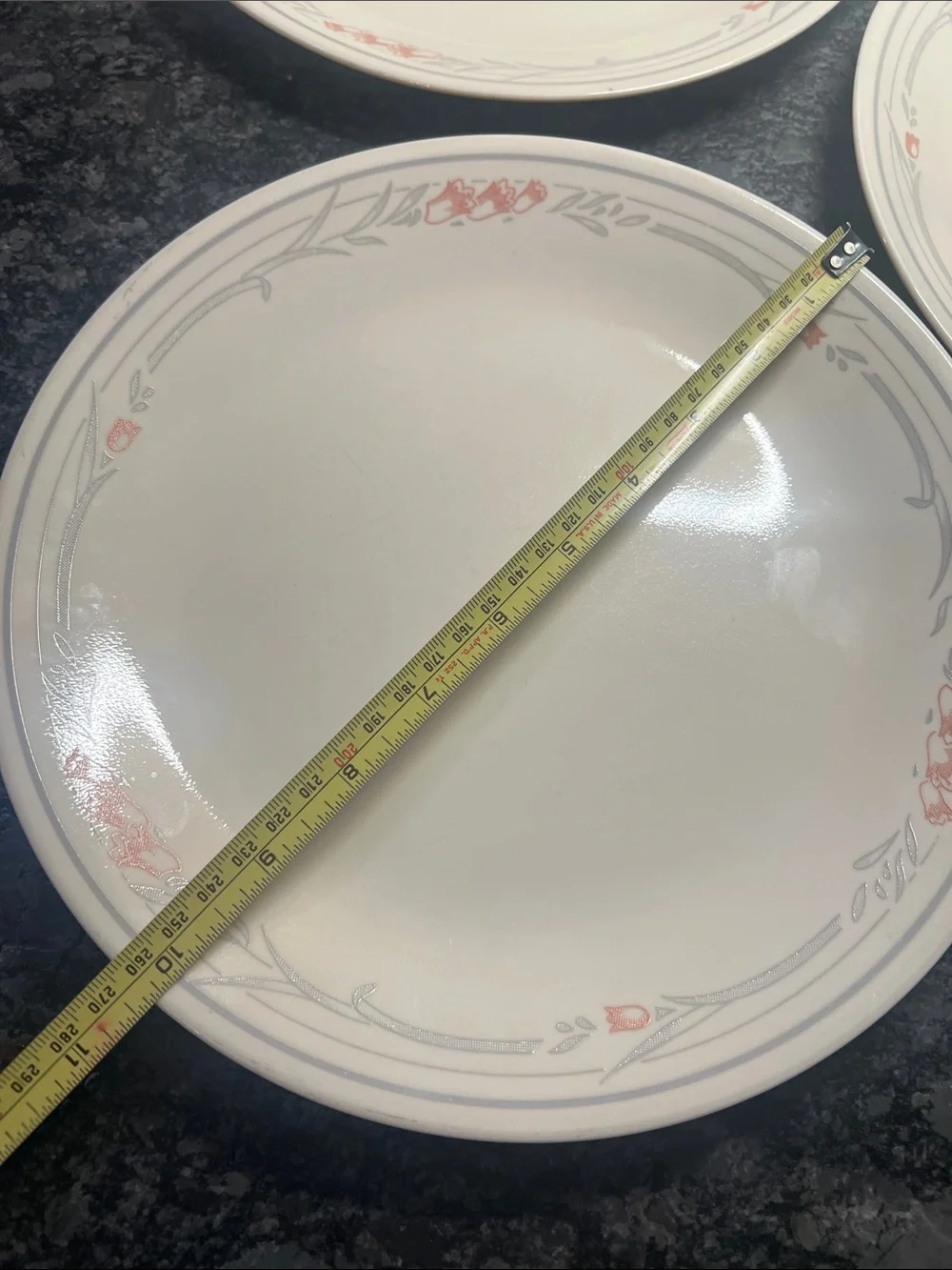 SET OF 3 DISCONTINUED Vintage Corelle Rose Tulip 10” dinner plates.